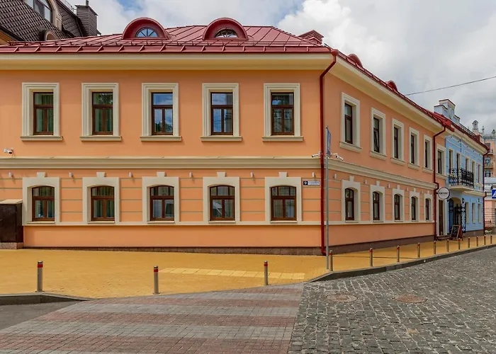 Kontrakt Boutique Hotel Kiew