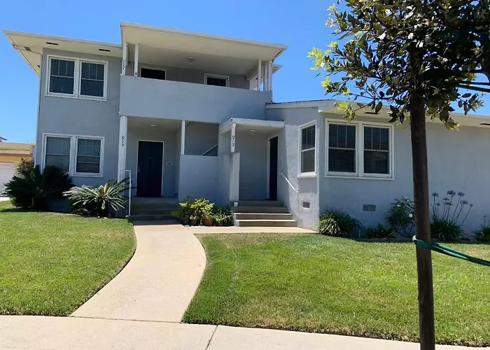 Ferienwohnung Rustling Leaves 2Bd/1 Ba Upstairs Parking/Laundry Los Angeles