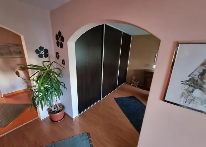 Large, Spacious Apartment Vozdovac Belgrad