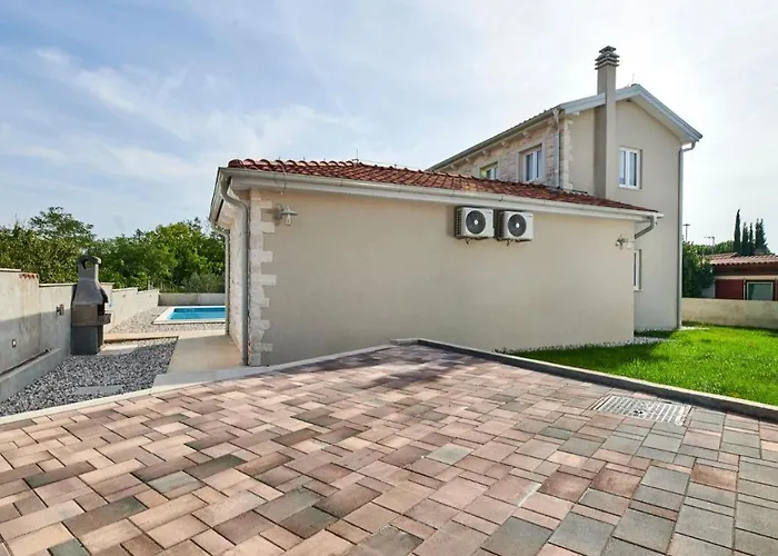Villa Leon By Villas Holiday Brtonigla