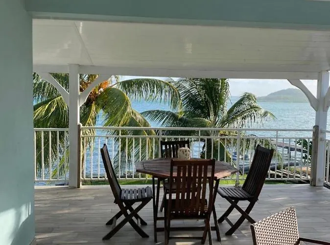 La Villa Bleue 2, Les Trois Ilets