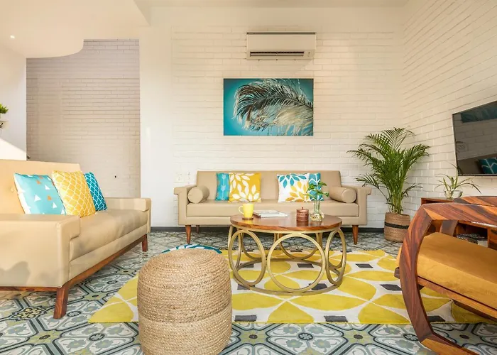 La Risa By The Blue Kite - 2 Bhk Villas Near Vagator Beach, Private Pool With Kitchen, Balcony, Security