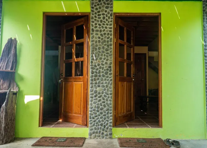 Two Houses With A Private Pool. Pavones 