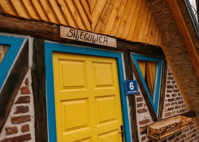 Etno Village Dolina Srece Vitez