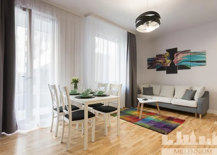 Ferienwohnung Millennium Awangarda Grey Warschau
