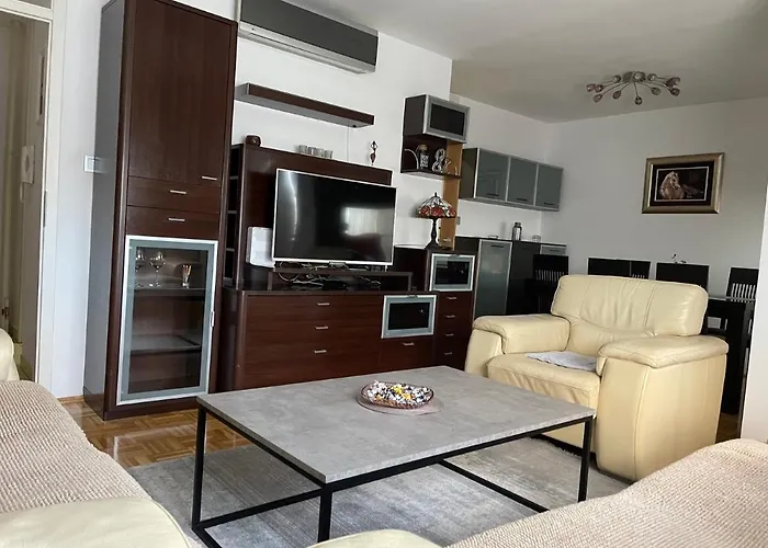 Apartment Host Tuzla