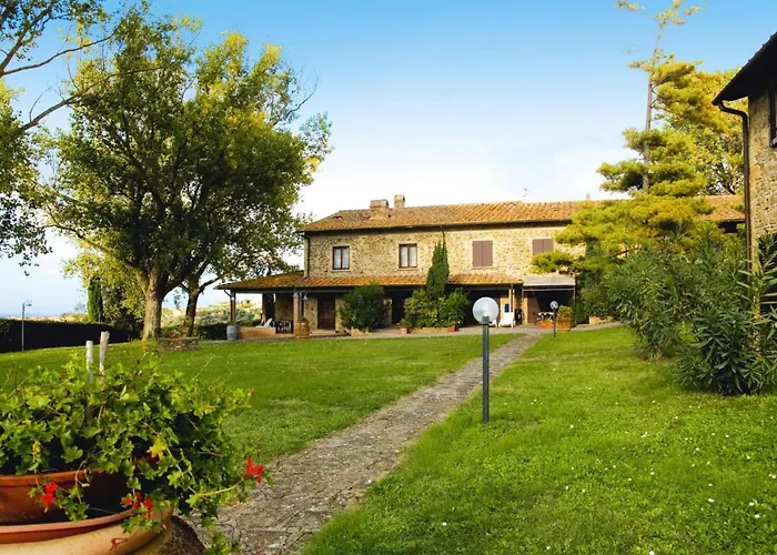 Ferienwohnung Estate In Montaione With Pool & Wine Tasting