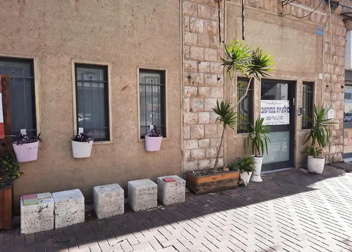 Superior Motel Haifa