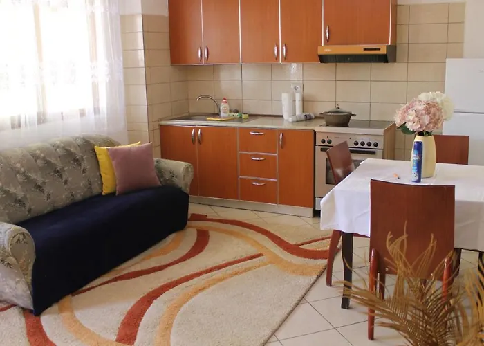 Bledi'S Cozy Apartment In New Blvd Tirana