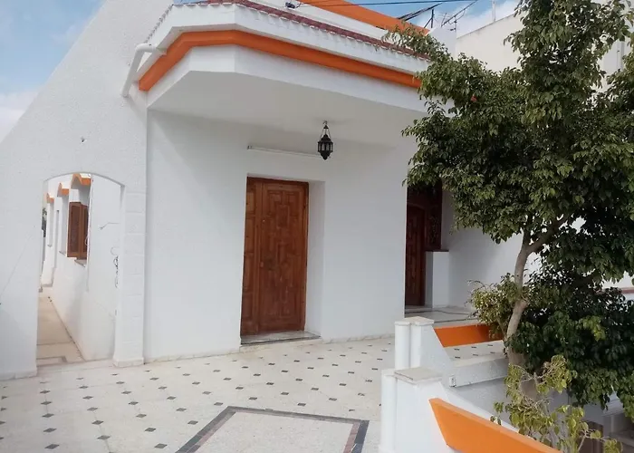 Villa Luxueuse Meublee Sfax