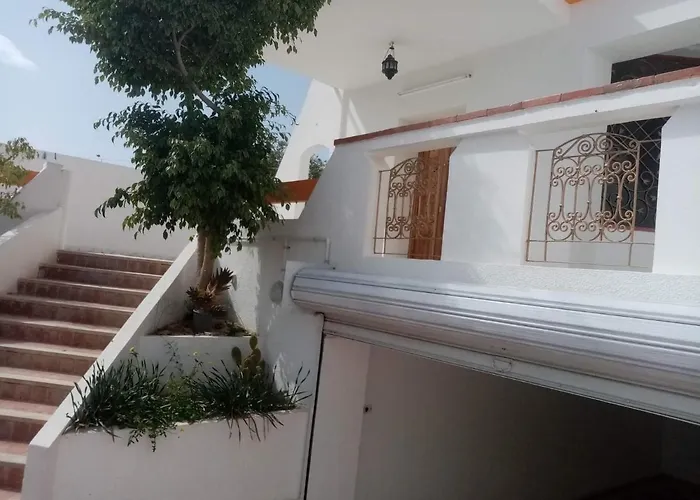 Villa Luxueuse Meublee Sfax