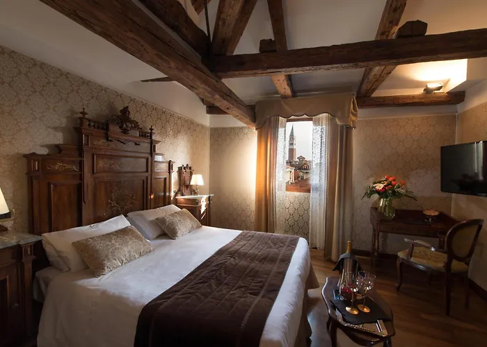 Palazzo Bembo - Exclusive Accommodation Venedig