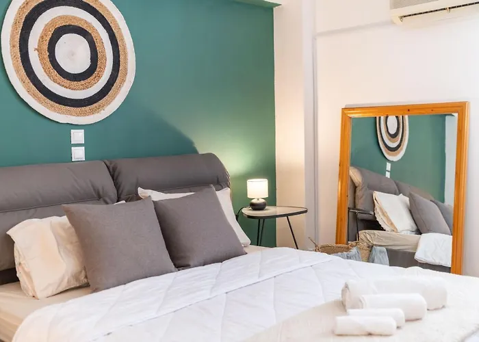 Boho Chic Apartment Under Acropolis Athen