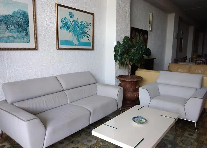 Hotel Costa Azzurra Giardini-Naxos