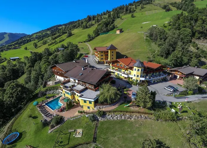 Eggerhof mit Panorama Aussicht, inklusive Verwöhnpension und Joker Card Saalbach-Hinterglemm