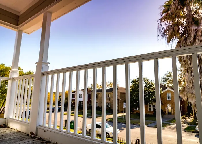 Luxury Pet Friendly Home In Houston Near All Downtown Attractions - 2707B