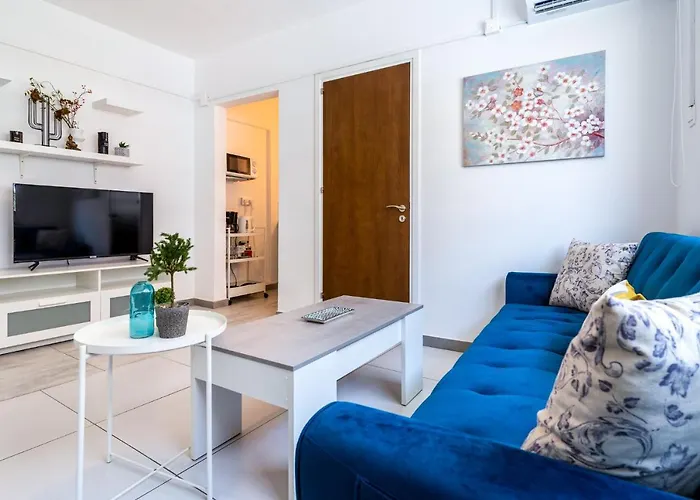 Mila'S 1-Br Apartment In Larnaka