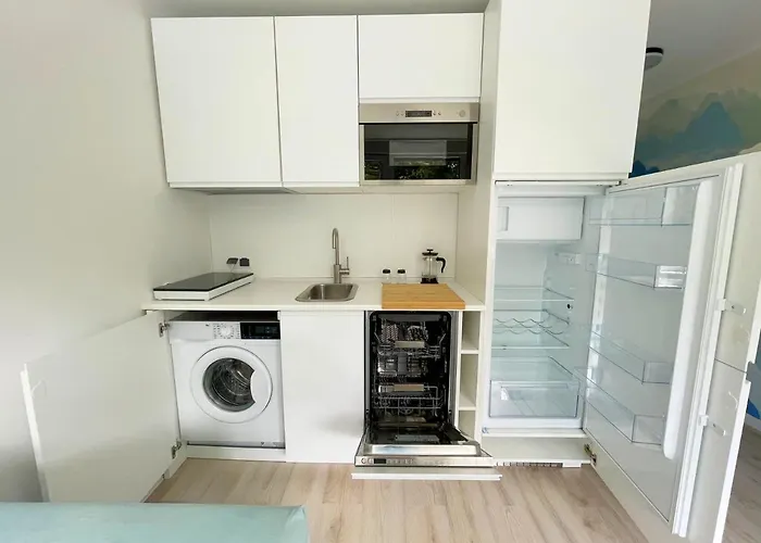 Batorego 18 - Blue - 450M Stacja Metra Pola Mokotowskie, 800M Biblioteka Narodowa, 20M Piekny Park Pola Mokotowskie, 800M Do Sgh - Wifi - Smart Tv - Good Apartments Warschau