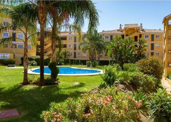 Flamingo Golf Park, Precioso Apartamento De 3 Dormitorios Con Vistas Al Mar, Costa Del Sol, Mijas, Málaga