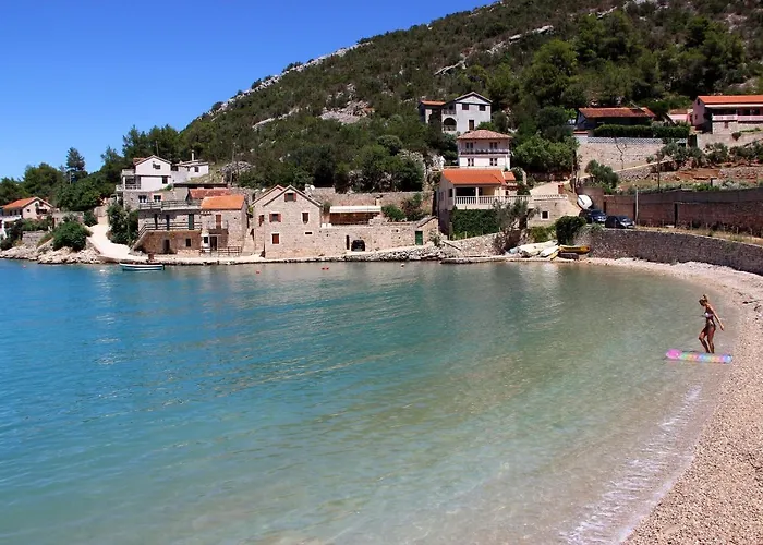 Apartments By The Sea Cove Prapratna - Prapatna Jelsa 