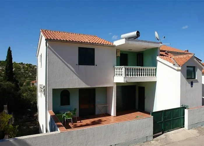 Apartments With A Parking Space Murter - 18630