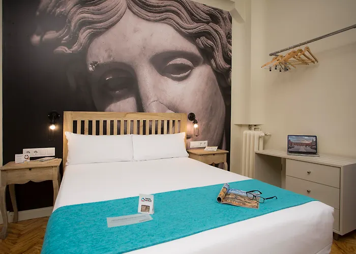 Hotel Casual Del Teatro Madrid