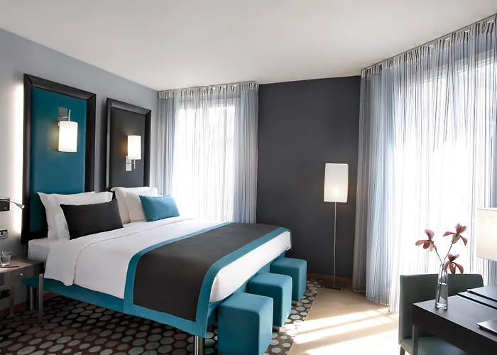 Hotel Bassano Paris