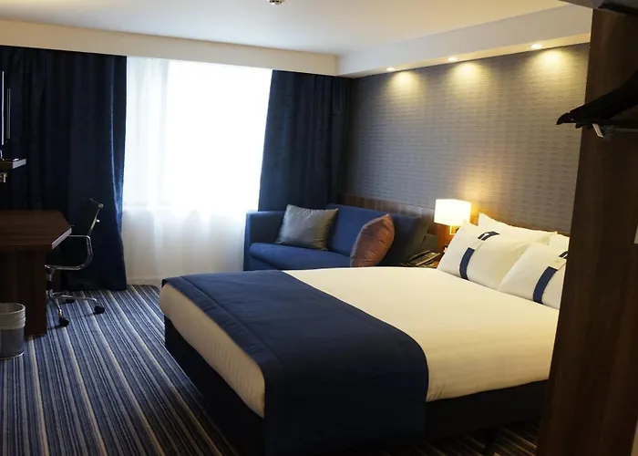 Holiday Inn Express Earls Court By Ihg London