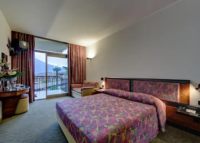Hotel Leonardo Da Vinci Limone sul Garda