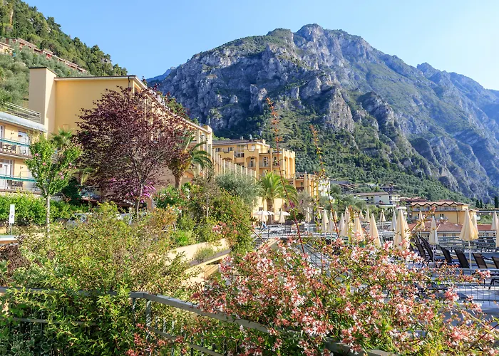 Hotel Cristina Limone sul Garda