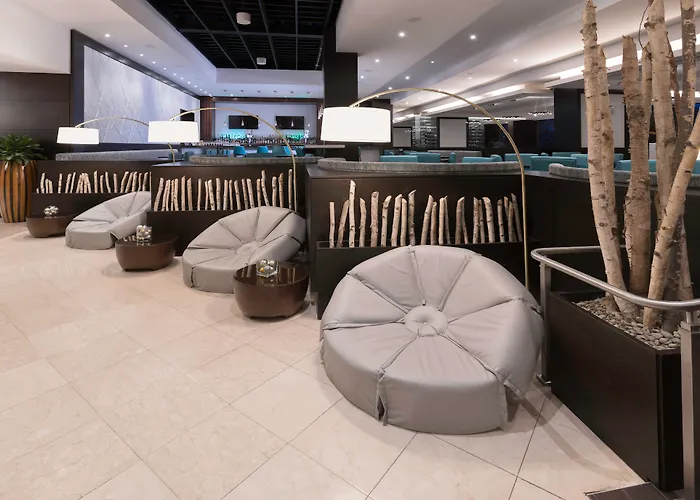 Hotel Crowne Plaza Toronto - North York By Ihg