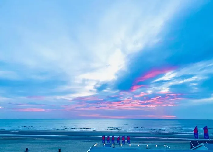 Home Inn Zandvoort The First Floor 4 Persons, 2 Bedrooms, Free Parking!