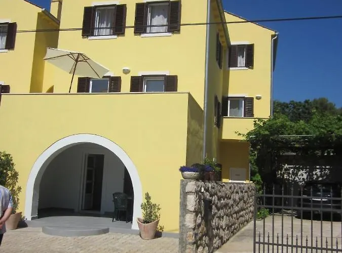 Apartments By The Sea Nerezine, Losinj - 15778