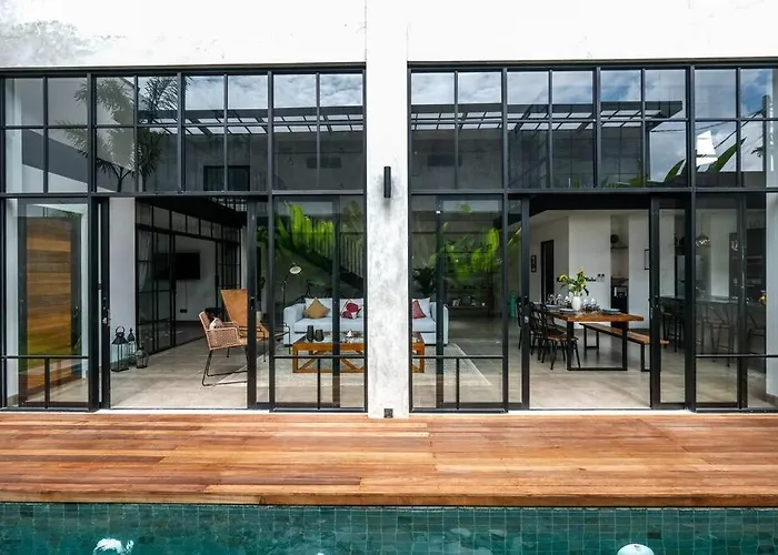 Modern 3Br Loft Villa In The Heart Of Canggu