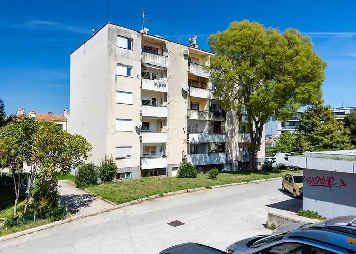 Apartments With Wifi Pula - 19493