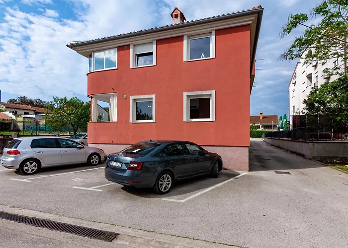 Apartments With A Parking Space Pula - 19628