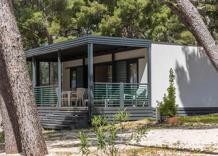 Apartments By The Sea Makarska - 19558