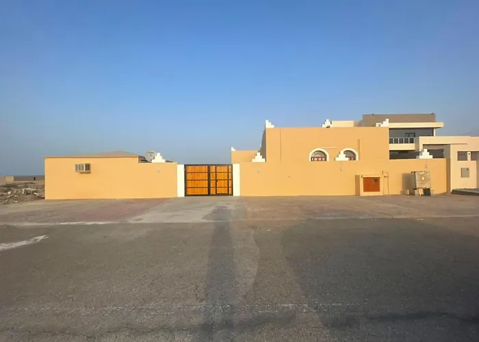 Al Shiya Chalet Sur