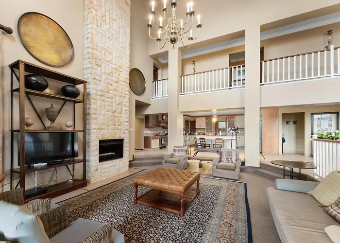 Drakensberg Luxury Accommodation - Misty Ridge Himeville