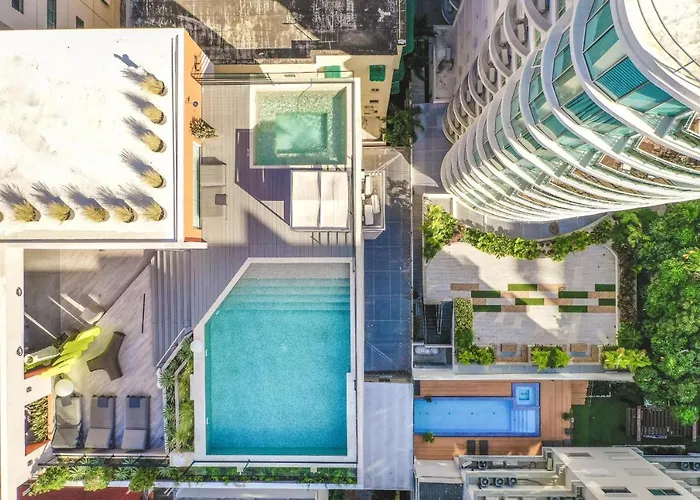 Fully Serviced Apartment At Regatta Living II - 905 Santo Domingo