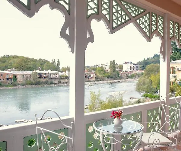 Hotel Paradise Road Kutaissi