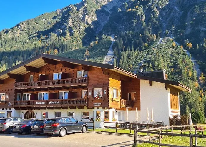 Landhaus Almrausch Mittelberg