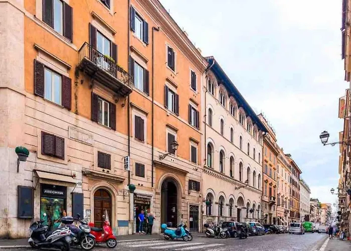 Spanish Steps Loft Rom