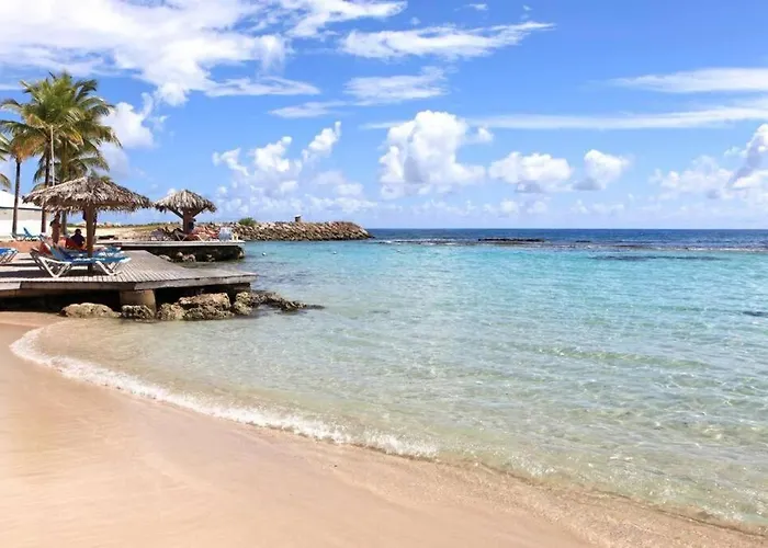 Agreable Studio Au Bord De Mer. Saint-Francois 