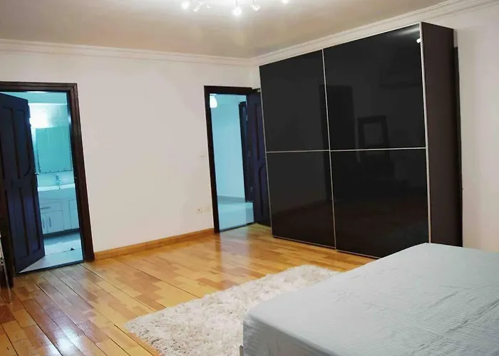 Lovely 3 Bedroom Apartment In Degla Maadi Kairo