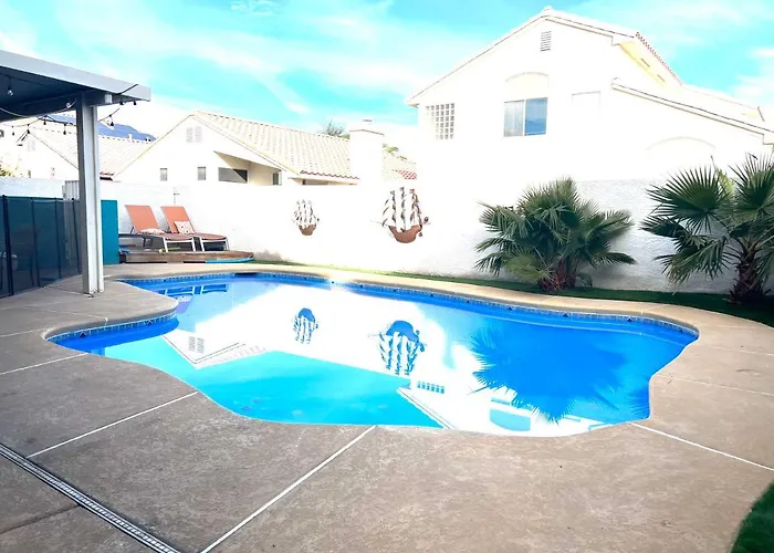 Villa Oasis Pool House, Optional Pool Heater Las Vegas