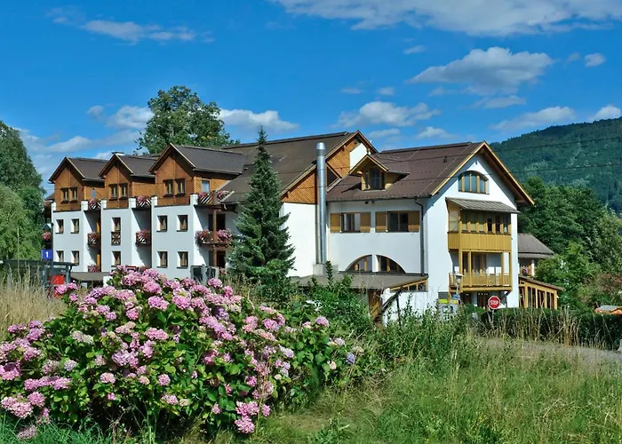Hotel Urbani Bodensdorf