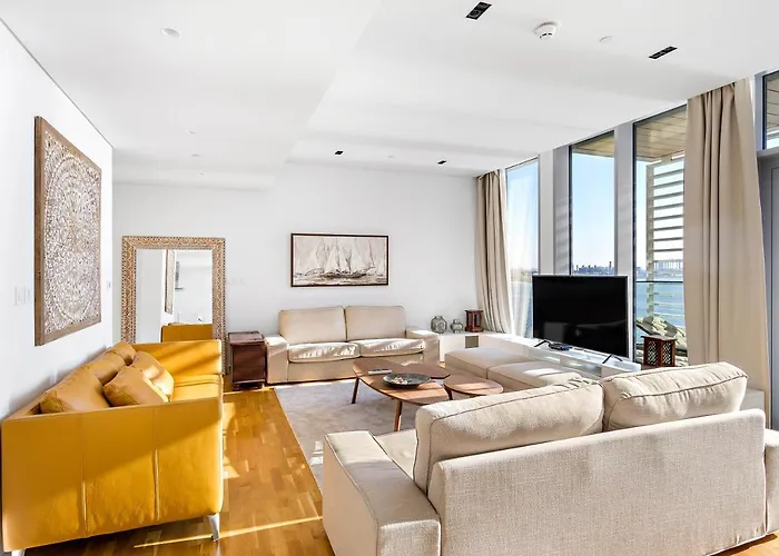 Phenomenal 2Br With Scenic Sea-View From All Rooms! Dubai