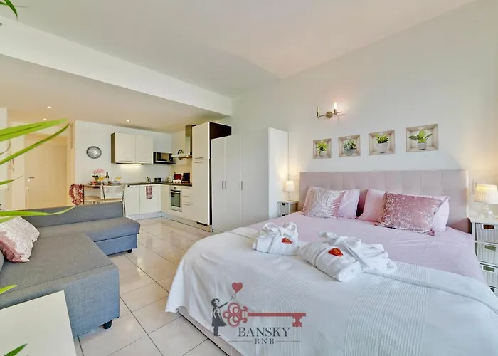 'Cuore Di Rose' Parking - Welcome Set, Netflix, For 4 Persons -By Easylife Swiss Lugano
