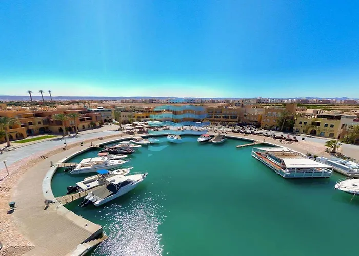 Apartment Overlooking Pool & Lagoon For Rent In Sabina El Gouna Egypt Hurghada